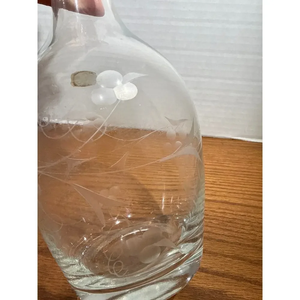 Vintage Etched Floral Glass Liquor Decanter Carafe With Stopper 11